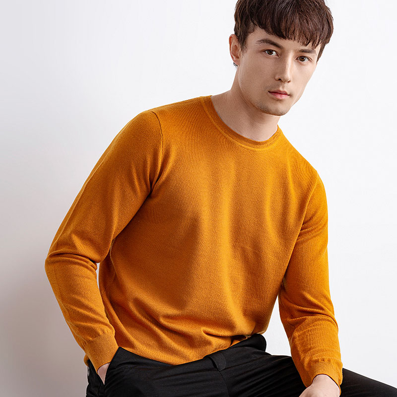 Cashmere pieni korkea kaulainen pullover -villapaita, musta pieni kaula -kaulainen pullover -villapaita, merinovilla pieni kaulainen pullover -villapaita ovat kaikki klassisia valintoja muotiteollisuudessa, jokaisella on ainutlaatuiset edut: