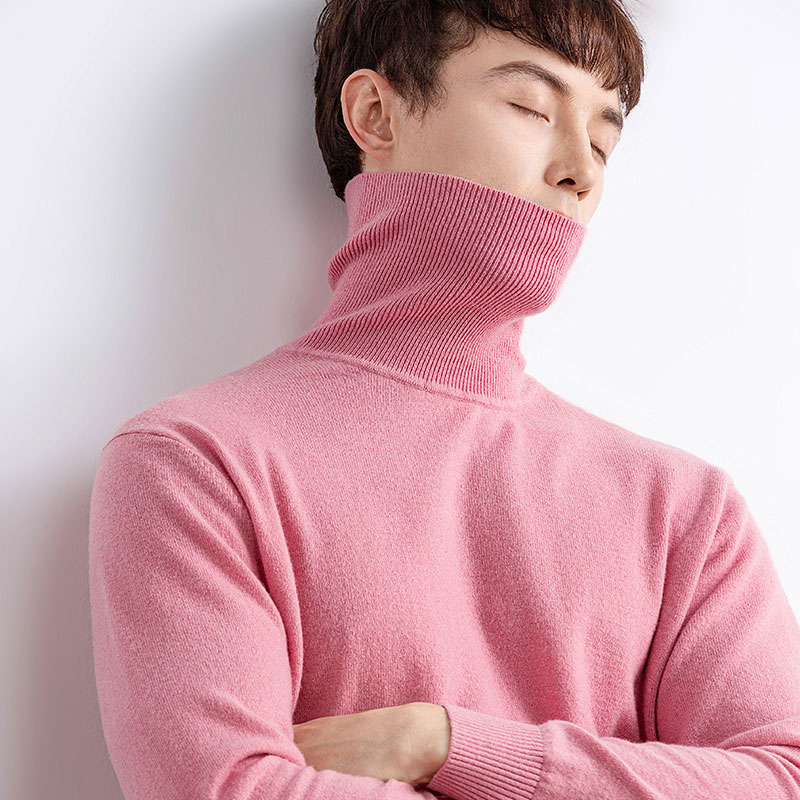Villapuserot, turtleneck-villapaitot, V-kaula-puserot, tankkitopit ja pullovers ovat välttämättömiä muotituotteita syksyyn