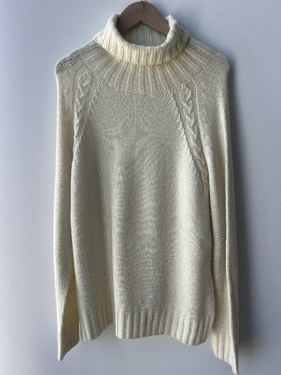 Kiinteä rullakaula pullover neulottu naisten pusero