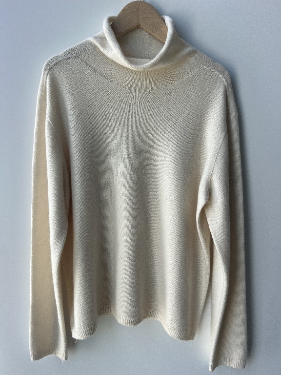 Turtleneck pullover neulottu naisten pusero